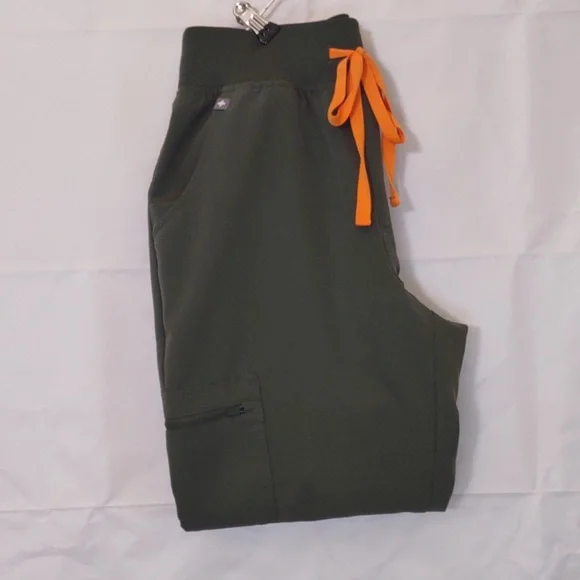 Figs High Waisted Zamora Jogger - Moss - Picture 8 of 12